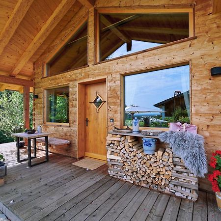 Das Alm-Chalet-Chiemsee 베르나우암히엠지 외부 사진