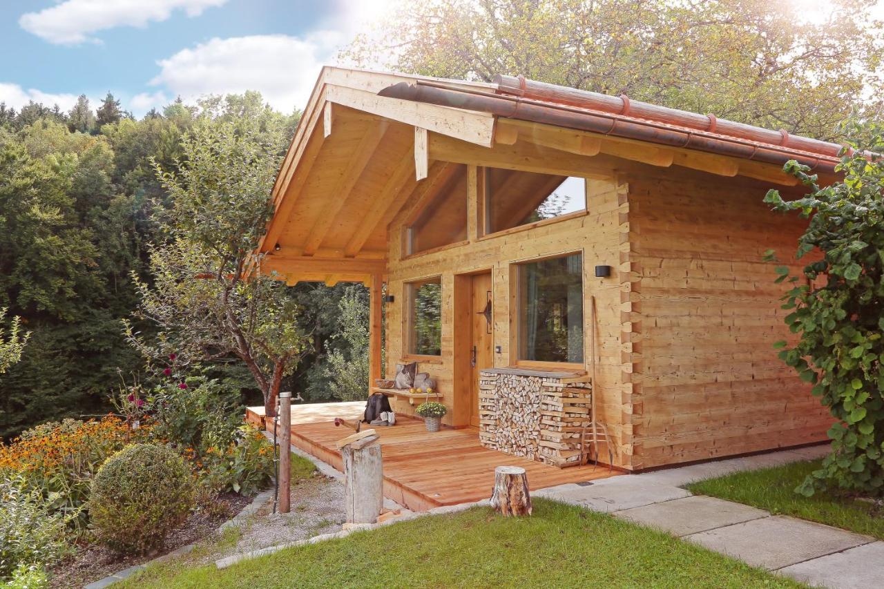 Das Alm-Chalet-Chiemsee 베르나우암히엠지 외부 사진