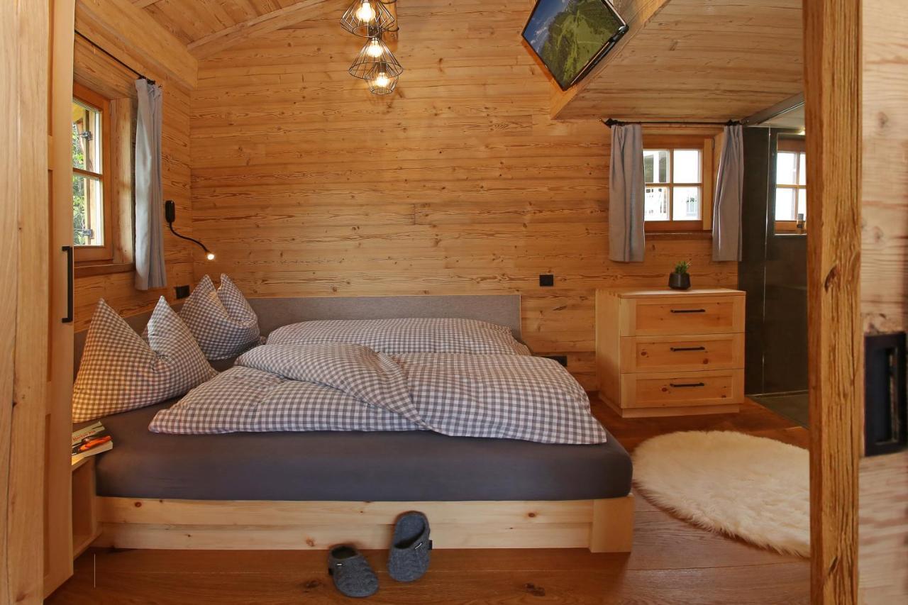 Das Alm-Chalet-Chiemsee 베르나우암히엠지 외부 사진